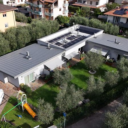 ريفا ديل غاردا Casa Maria Apartments المظهر الخارجي الصورة