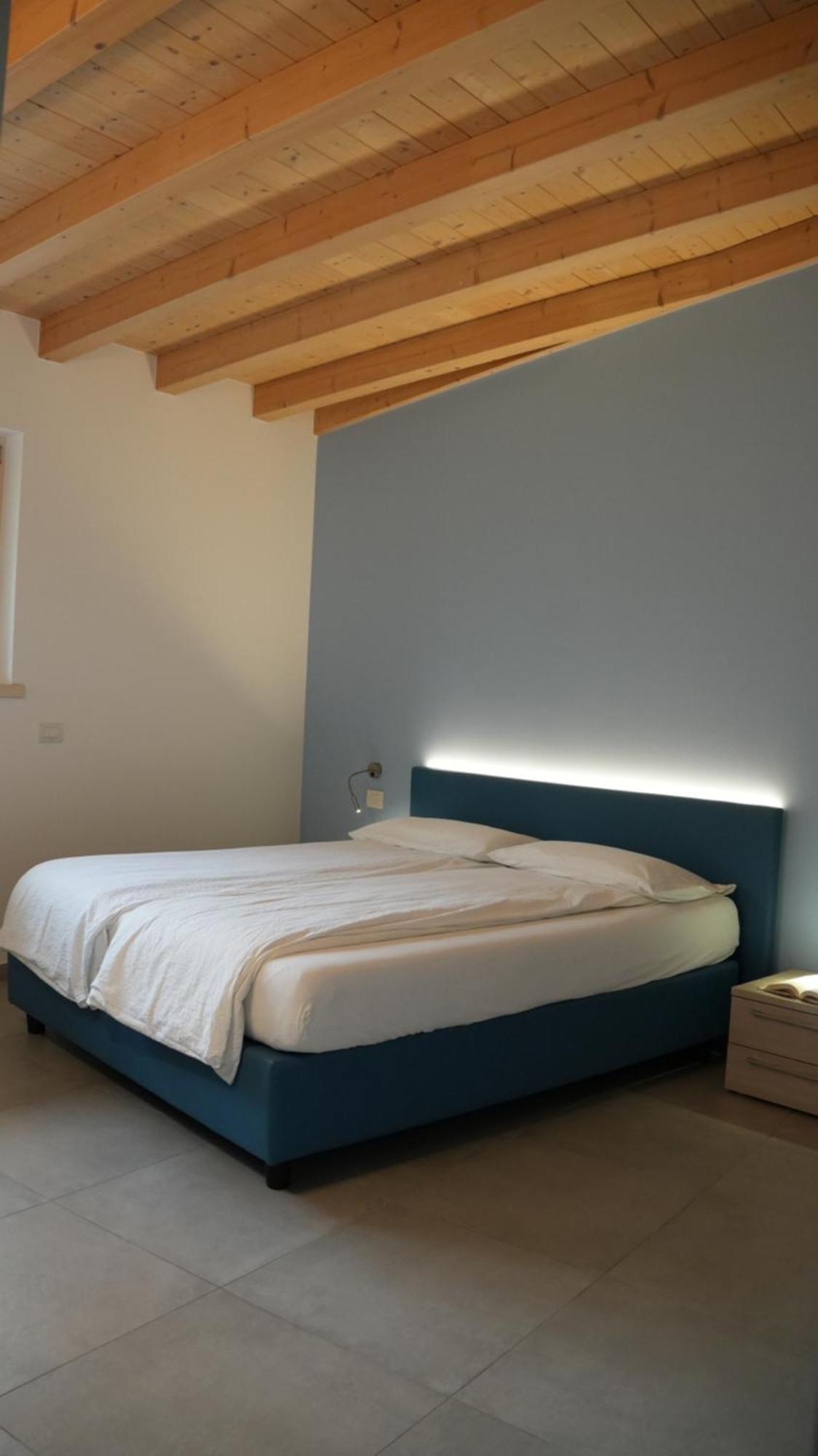 ريفا ديل غاردا Casa Maria Apartments الغرفة الصورة