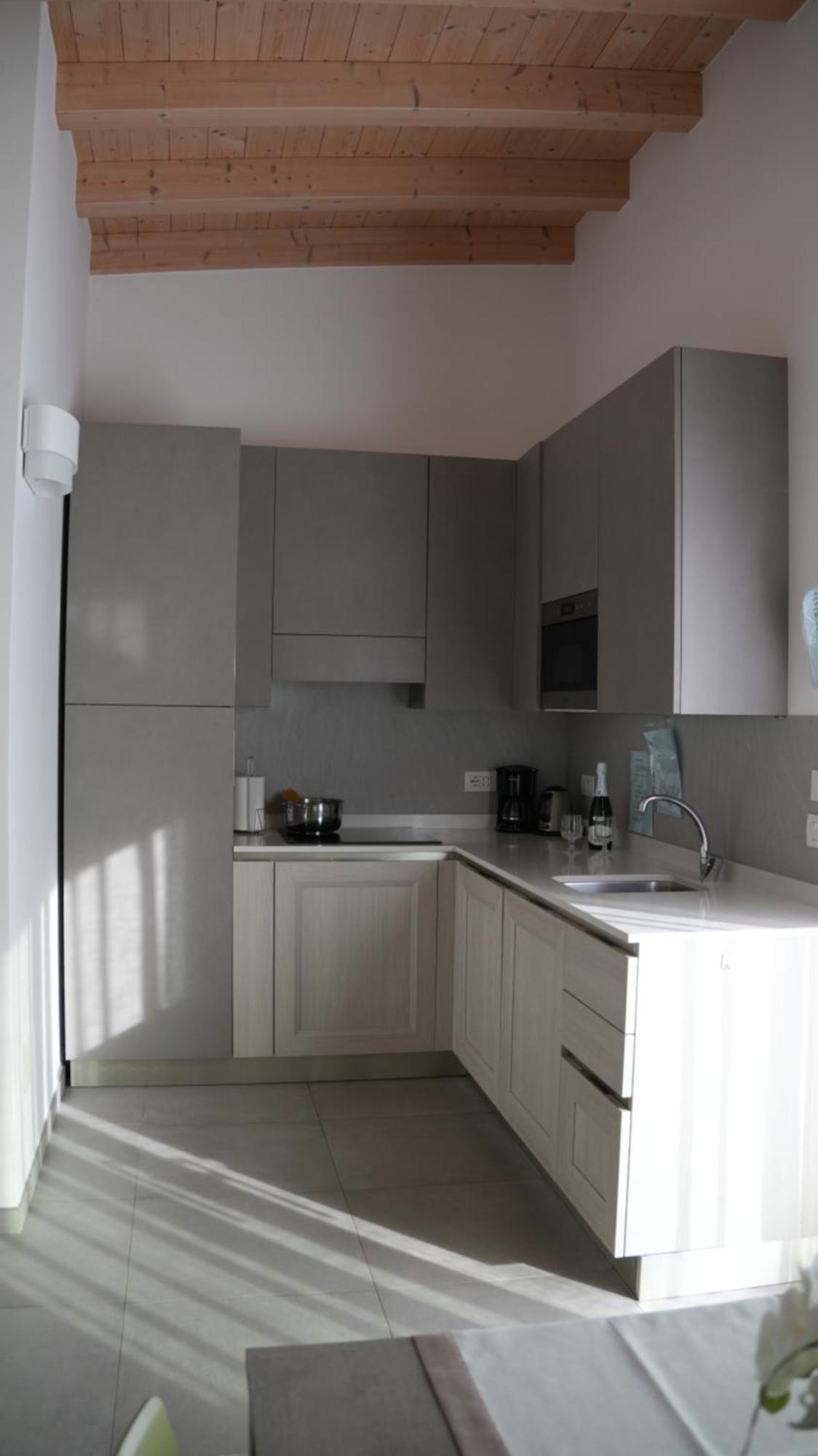 ريفا ديل غاردا Casa Maria Apartments الغرفة الصورة